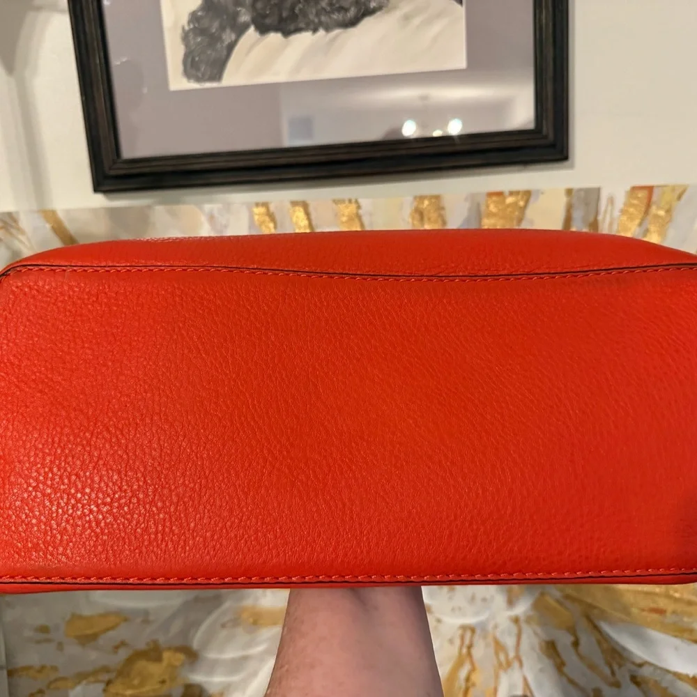 Tory Burch McGraw - Picture 8 of 12